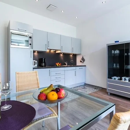 Hoeger Whg 04 Apartment *